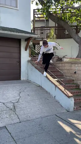 😂