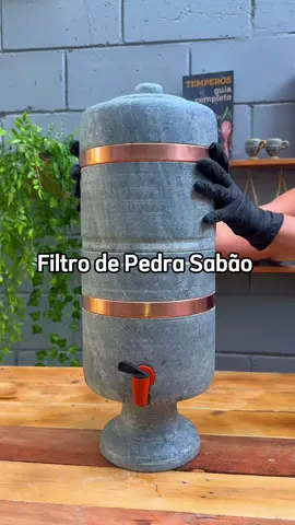 💧✨ Água pura, saúde garantida! Nosso filtro de pedra transforma sua água em cristalina, saudável e livre de vírus e bactérias. ✔️ Purificação natural ✔️ Elimina impurezas invisíveis ✔️ Mantém o sabor fresco e equilibrado 🔥 Mais que um filtro, é qualidade de vida em cada gole. 👉 Garanta o seu hoje e descubra a diferença!