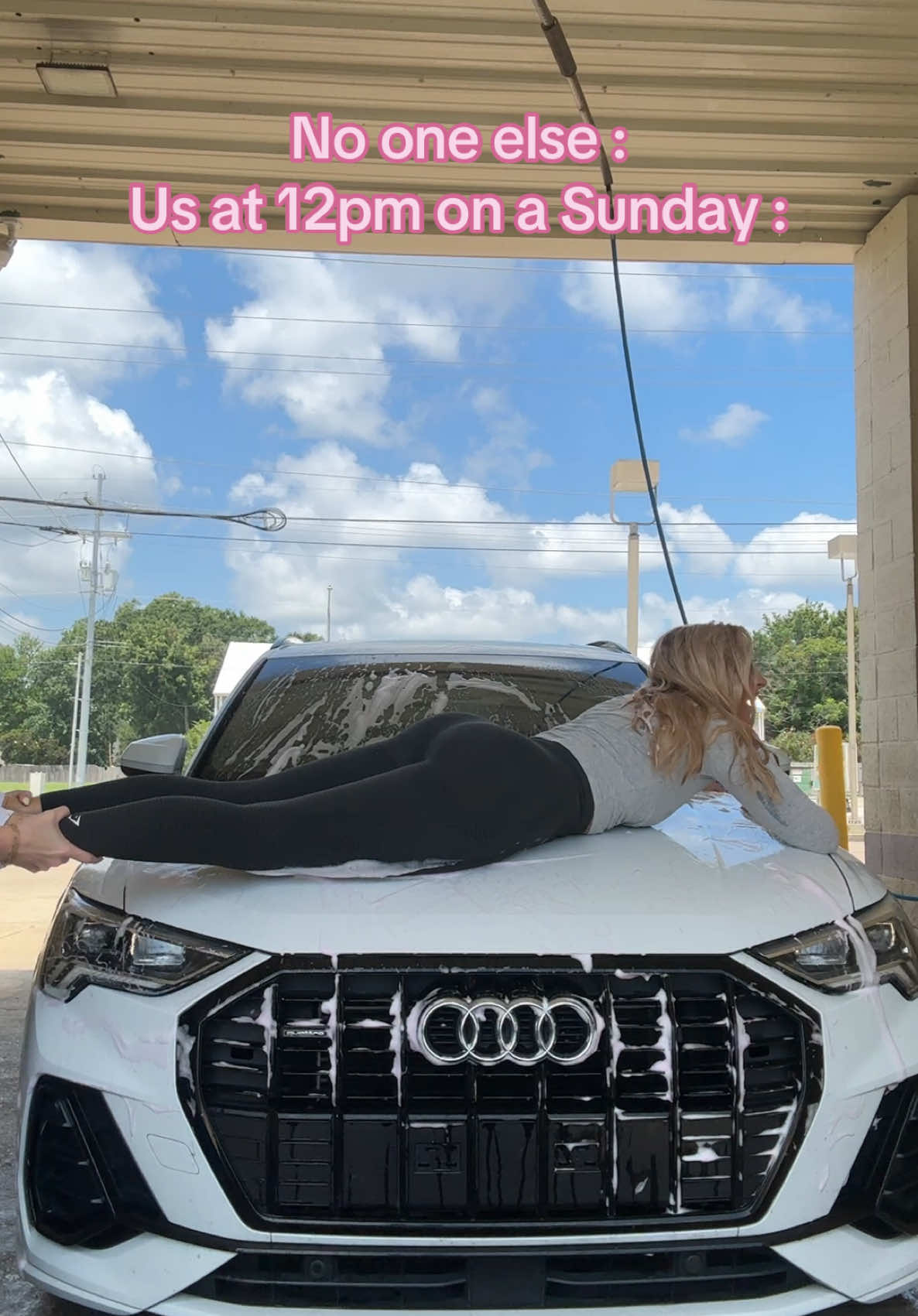 We wanted to be apart of the trend😂😂😂 #socialanxietywho  #carwashtrend #girlsdayout #sundayfunday #carwashchallenge 