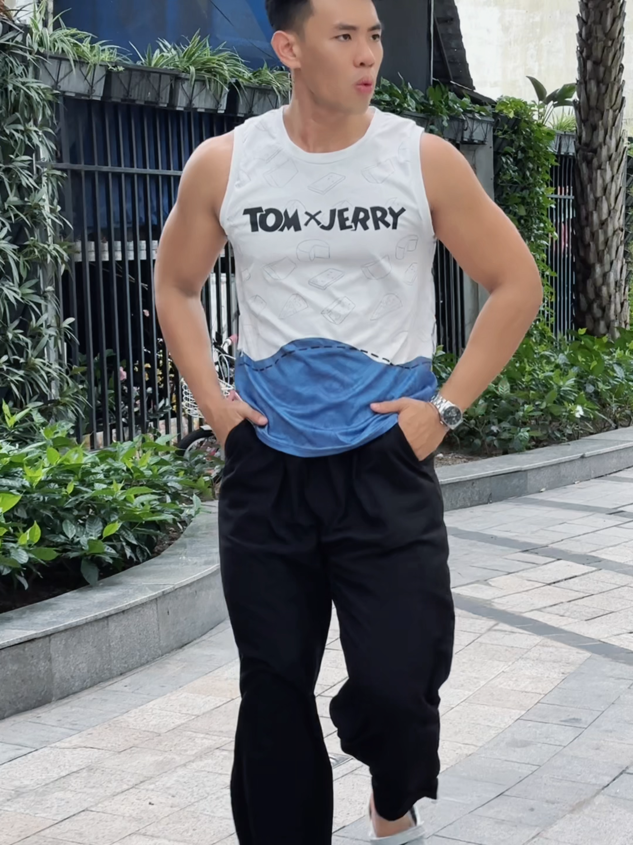 Không dễ bị bắt nạt đâu nhé^^