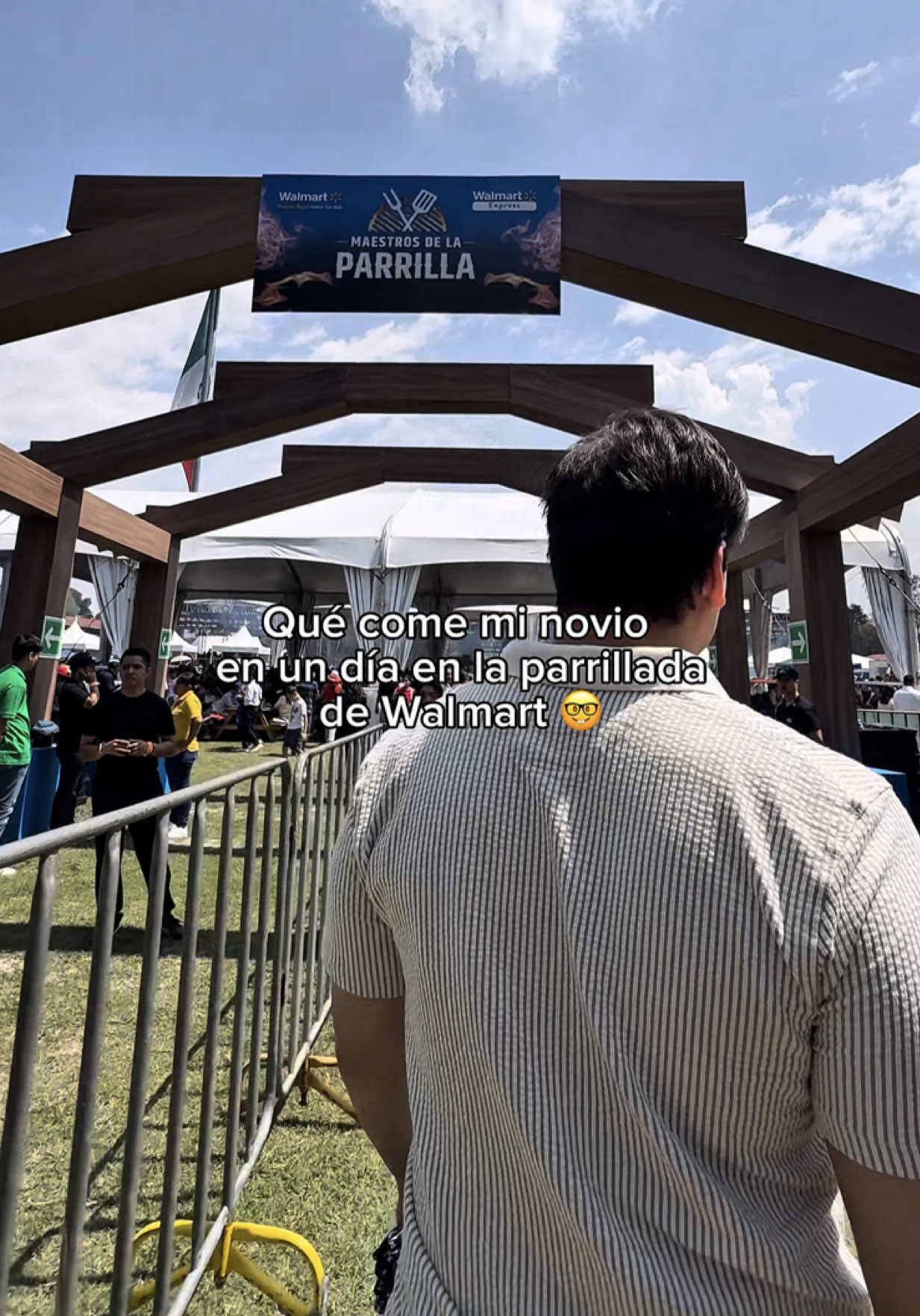 #CapCut Qué come mi novio en un día versión la parrillada de Walmart 🤓🥩  #maestrosparrilleros #cdmx #cdmxtiktok #quehacercdmx 