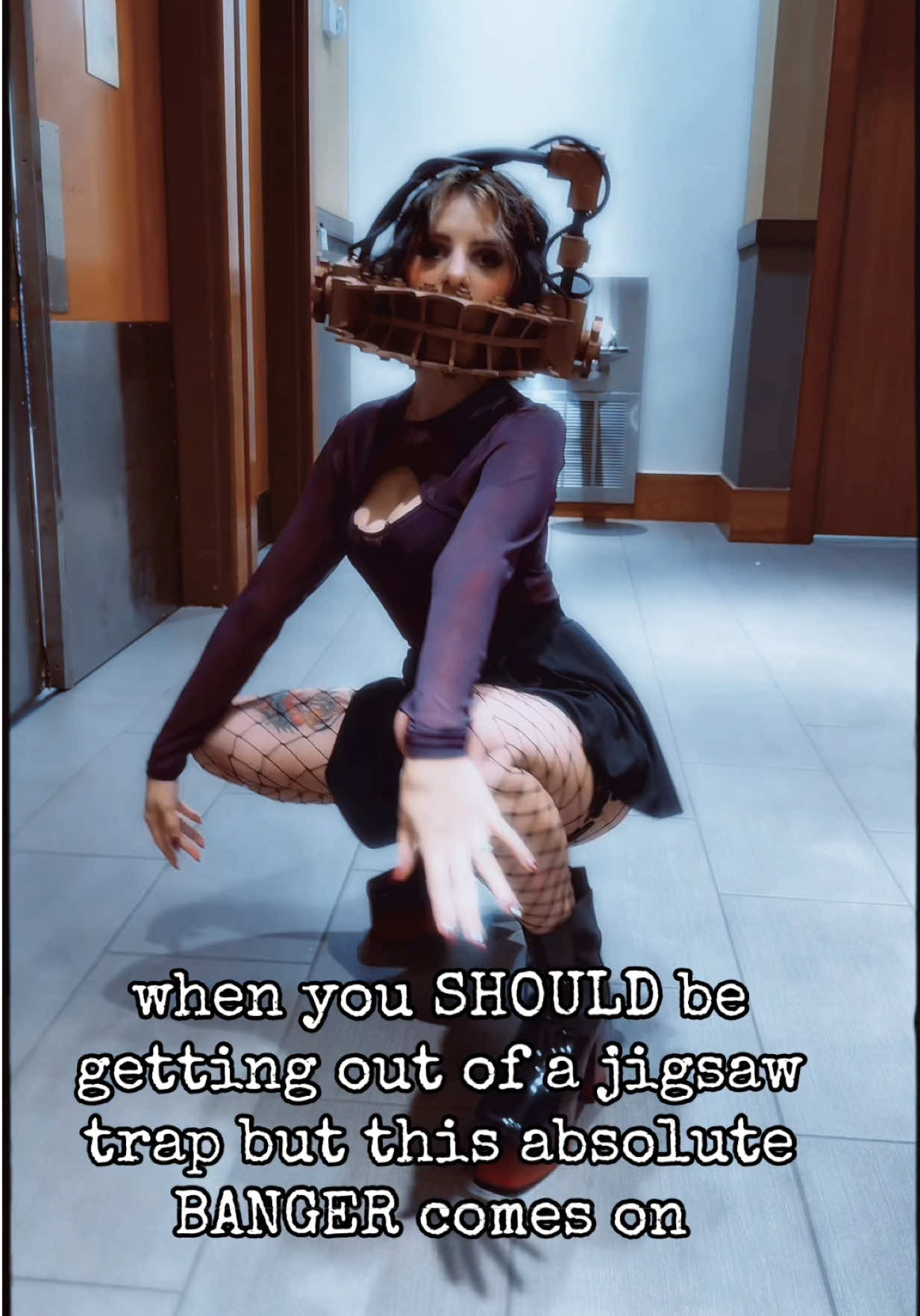 when you SHOULD be getting out of this Jigsaw trap but this absolute BANGER comes on so now you have to shake it like a Polaroid picture…🤭📺🎶 @katiebaby  • tik tok took this down last time for some reason so lemme try to repost cause idk what the issue was :(  • pls let the people see this video TikTok. How can I convince Katie to go to CollectAConCLT with me next weekend if we don’t have the people’s support?!? • • • • • #cosplay #horror #saw #cosplayer #sexy 