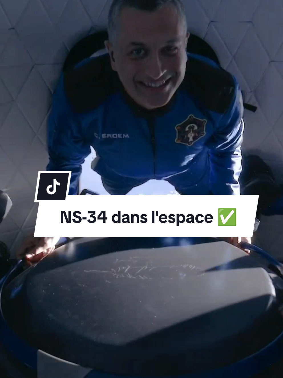 🗞: Les images à l'intérieur de la capsule de la mission #NS34  #space #espace #BlueOrigin #astro_iss #astronaute #NewShepard 
