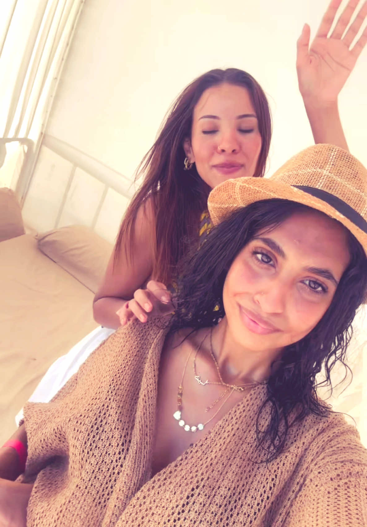 #foryoupagе #fypシ゚ #viralvideos #tamerhosny #explorepage @Sara Ghanem 