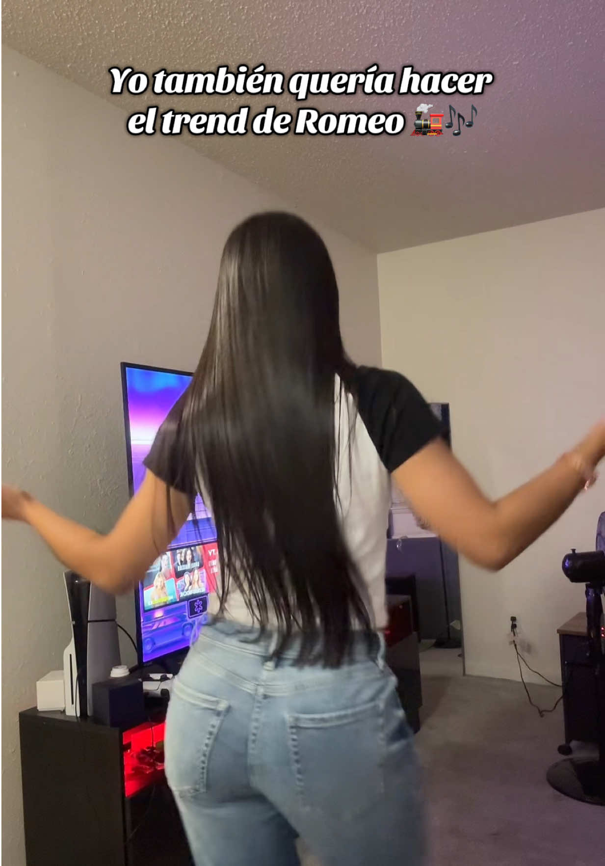 ✨ “Creo que llegué tarde al trend de Romeo… pero dicen que mejor tarde que nunca 💃🏽🔥 #Bambole #T#TrendDeRomeoR#RomeoSantosB#BachataTokB#BachataTimeD#DanceChallengeL#LatinaBailandoT#TrenViralB#BailaConmigoT#TikTokLatinoD#DanceTokT#TendenciaTikTokT#TikTokChallengeViralTok