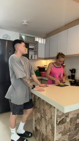 Creo que me equivoqué de carrera 😂#paraty #humor #zary #viral_video 