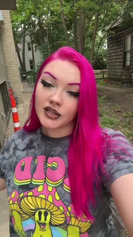 🫡 #dyedhair #wlw #bipride🌈 #lipsync #alt #alttok #🍃 #fypシ゚viral 