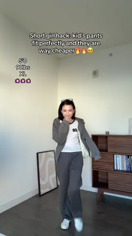 #tiktokshopfinds #fashiontiktok #petitefashion #petitepants #petite #sweatpants 