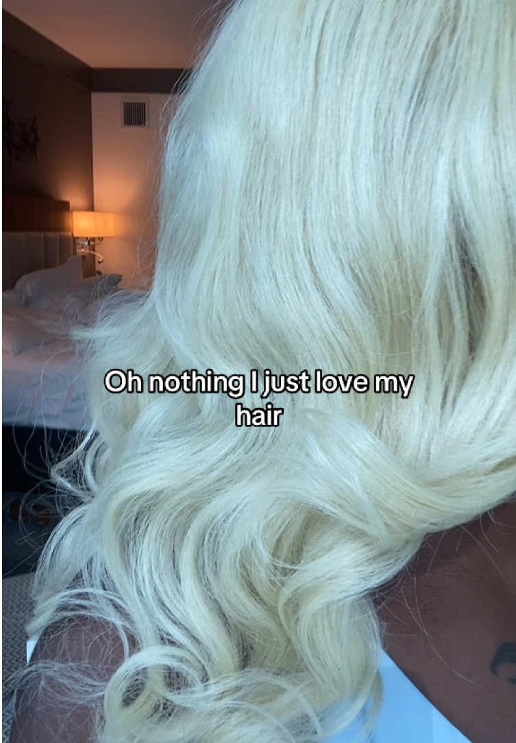 Blonde looks so good on me😇 #latishawig #wigtok #wlw 