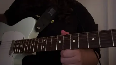 Of #gözler #cakal #mavi #fyp #elektrogitar 