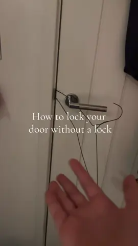 How to have some piece!! #fyppppppppppppppppppppppp #lock #snoopingaround #easy 