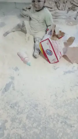 Ngibolekisa ngengane