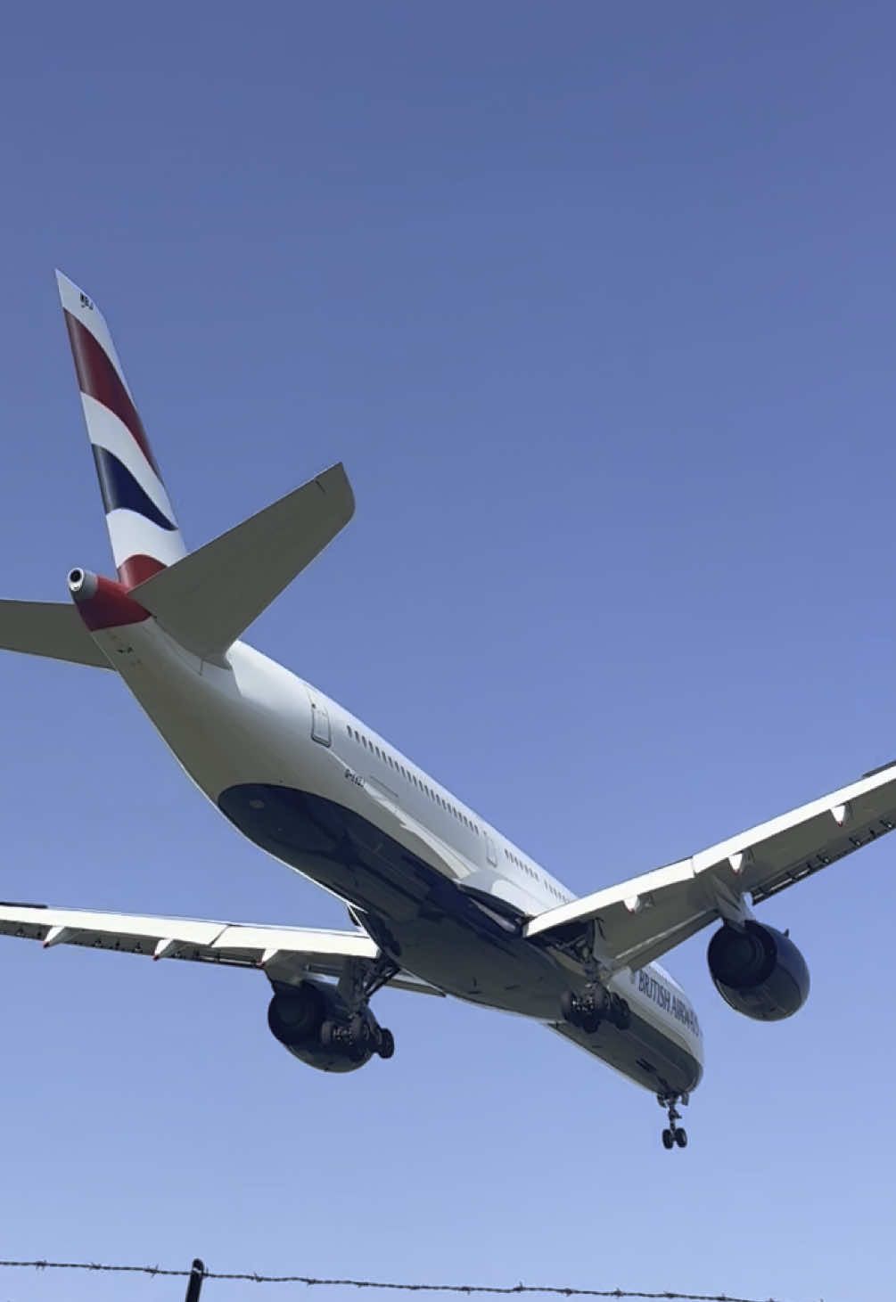 British Airways Airbus A350-1000 from London Heathrow. #airplane #airport #landings #britishairways #a350 #london #philadelphia 