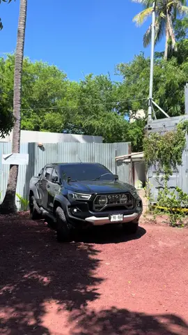 #elsalvador🇸🇻 #hiluxtutata💪 #hiluxgr #4x4 #paratiiiiiiiiiiiiiiiiiiiiiiiiiiiiiii @alexander enrriquez @R. C♥️ los dos muñecos 😍🔥🖤🤍