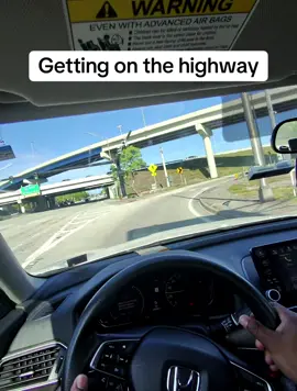 Highway lesson, 1.) yellow line turns white 2.) SPEED UP 3.) signal, check mirrors, and blind spot 4.) white line dashes 5.) merge over when safe #drivingtips #drivinglessons #drivinginstructor #howtodrive #newdriver 