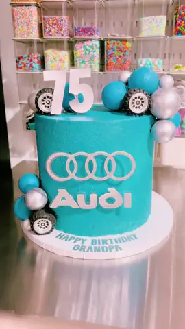 Audi Cake #audi #audicake #audicakeideas #malecake #malecakeideas #queenofconfections 