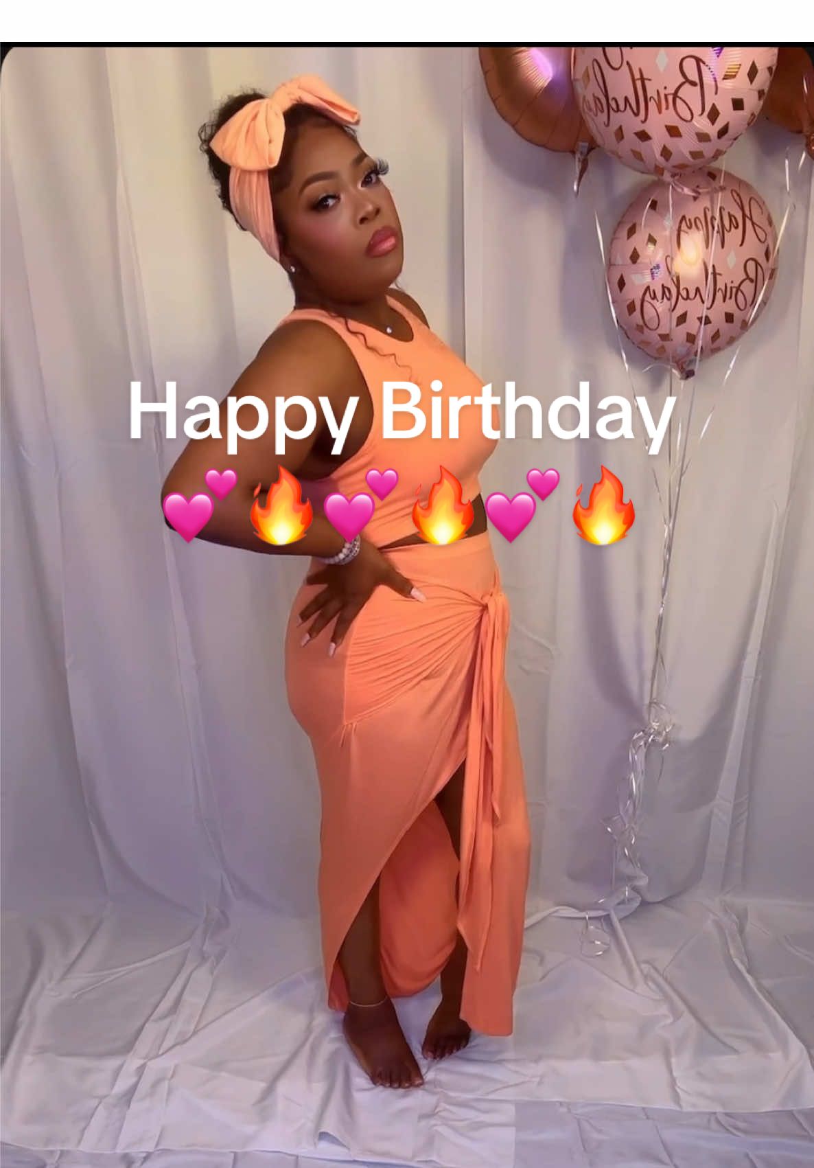Yall sick of me yet??? Look 3 of 11 😳 Listen it was 13 so be grateful 🤣 🔥💕🤍🌸🔥💕🤍🌸🤍🔥💕🌸🤍🔥💕🌸🤍🌸🤍💕🔥 #birthday2025withme💕👑💕 #happybirthday #birthday2025 #Queendom #08.01 