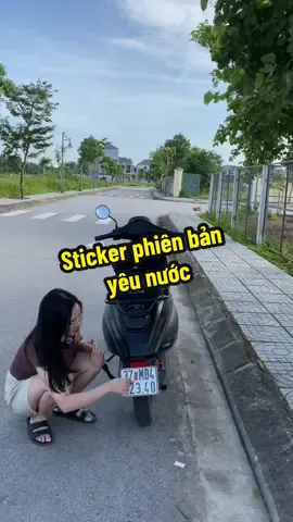 Phiên bản yêu nước chạy bằng điện 😍 #temdanxe #temdanxemay #temdanyeunuoc #temdanbienso #xuhuong 
