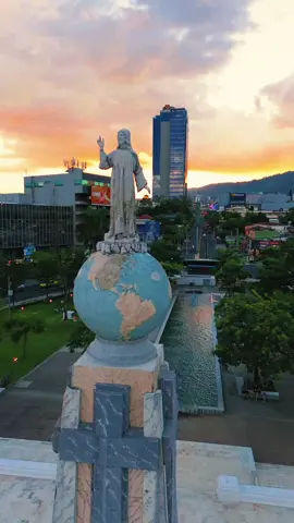 Divino salvador del mundo #elsalvador🇸🇻 #djimini3 #salvadordelmundo 