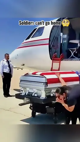 Soldier can’t go home #Home #sad #foryou #soldier #reunited 