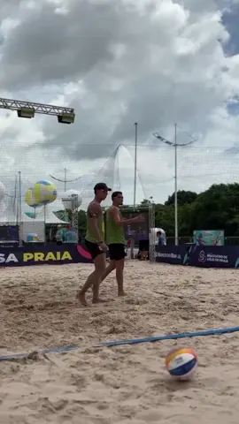 she says i'm the one #voleidepraia #foryoupage #atleta #volei #brasil 