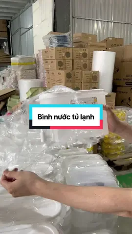 Bình đựng nước tủ lạnh. #angiadung68 #binhnuoccovoi 