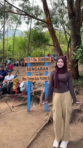 Sumbing done🤙🏻ke gunung mana lagi ya?😚 #arrumakhmaa 