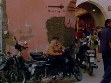 my work on 16mm film between Honduras, Texas and Morocco 🤍🪽 #filmtok #filmclips #16mm #director #filmmaker #film #filmmaking #texas #houston #honduras🇭🇳 #marrakech #travel #morocco🇲🇦 