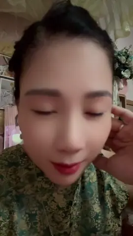 #nguyenphuonghangvonamyen cc hết đường ròi nên chởi bất chấp để kiếm vé tí nị