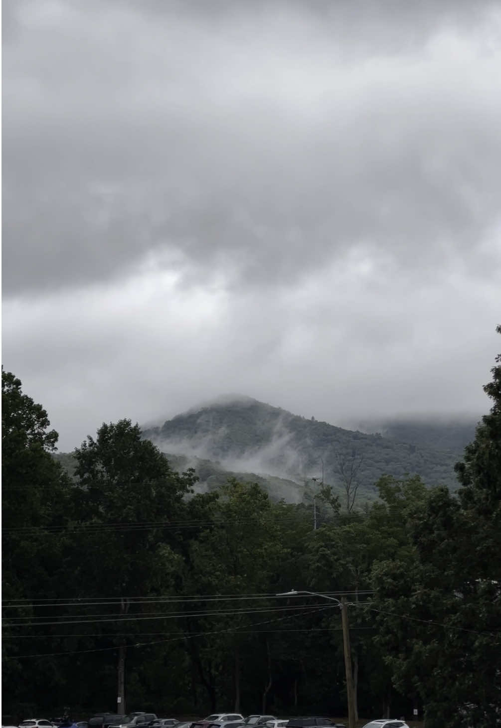needed to see my beautiful town of Boone today :,) #boone #boonenc #blueridgemountains #blueridgeparkway #westernnorthcarolina 