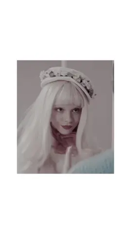 Silly girl with silly boys #tumblr #melaniemartinez #coquette #2014tumblr #coquette #2012 #wattpad #grunge #crybaby #onedirection #harrystyles #lanadelrey #ldr #luxlisbon 