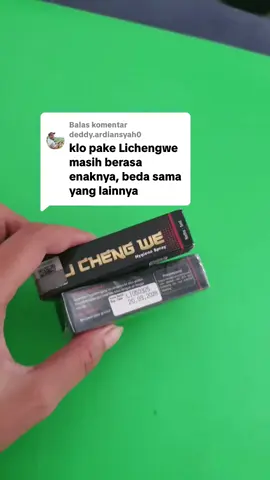 Membalas @deddy.ardiansyah0 jeas beda dong maknya buktikan sendiri #trending #lichengweoriginal #lichengwespray #lichengwe 