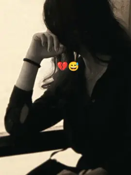 কিছু গান জীবনের সাথে মিলে যায়...!😅💔#foryoupage🦋✨ #fypシ 
