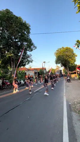 Brekelleku tampil #kembarbanyuwangi #foryoupage #xyzbca #karnavalkedungwungu 
