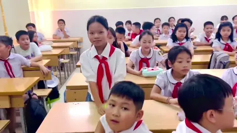 Đây là cách cô giáo và các bạn ở Thủ đô đón 1 người bạn mới từ miền núi Thanh Hoá như con xa quê hương ra Hà Nội nhập học. Con cảm ơn cô giáo và các bạn thật nhiều ạ❤️#c#conlabongchamngoann#ngaydautiendihoc