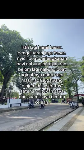 kenapa ngga kelean gitu yg nawarin kalo lagi butuh uang sini aja ya, kan gitu enak😂