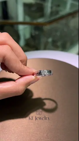 #menring #labgrowndiamond #engagementring #jewelry #labdiamond 
