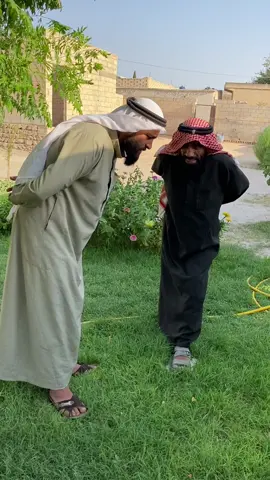 ما عرف شنو اكتب عنوان😅👌🏻#موفق #علاء🤎 @علاء 🤎 