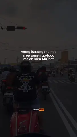 pengguna sekitar #fypシ #ruwetyoeben #storywa #bloramustika 