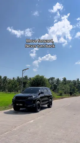 #toyotafortuner🖤#black#fyp 