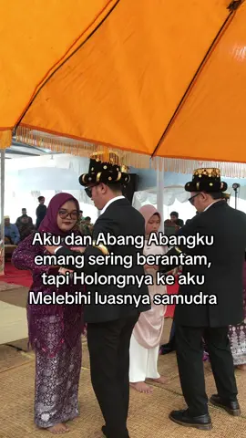 Pov . Ketika abang abang lu sekali 2 langsung menikah, air mata bahagia mereka bisa menemukan pasangan hidupnya🥰 #fyp #margondang #tapsel #tapselmandailing #mariboto #holongmariboto #iboto #medan #batak #paluta 