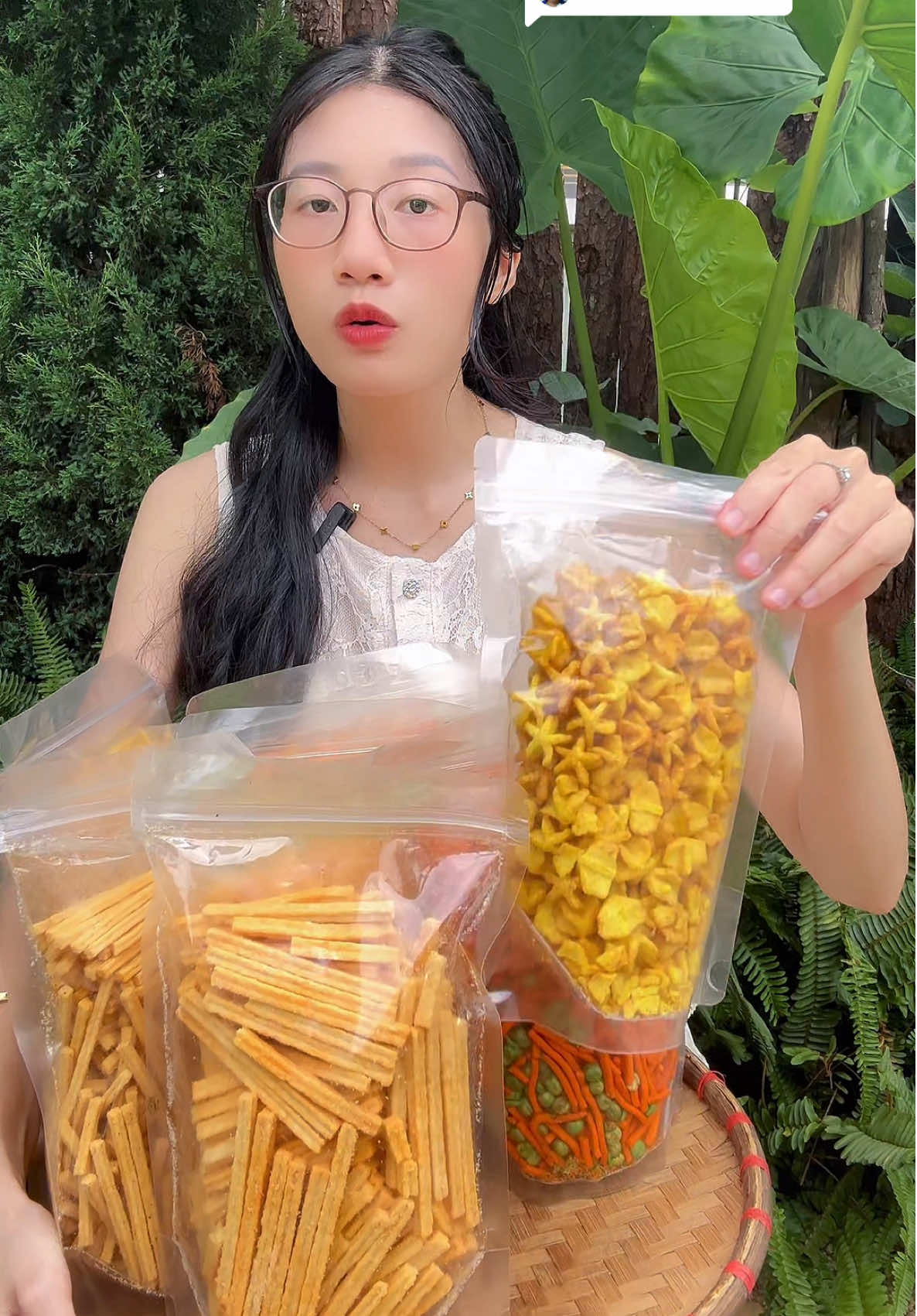 Trả lời @Tùng Lê  chuẩn vị tuổi thơ luôn các bác ạ😍😍😍 #huyenbanhtrungthu #food #xuhuong #bimbim #doanvat #combo #snack 
