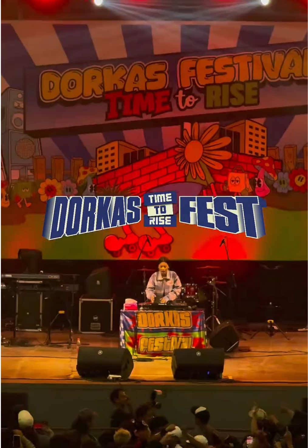 @yups ❤️💛💚 On Dorkas Fest “Time to Rise” Pesta Thrifting Termeriah Hadir Dengan Gebrakannya ✨.  01 - 10 AGUSTUS 2025 📍Jatim Expo Surabaya Jl. Ahmad Yani No.99 Surabaya  ‼️FREE ENTRY‼️ 10 Hari Full Promo, Full Kalcer, Full Skena, Full Guest Star. Special Performance Dhyo Haw, Fakedopp, Om Janema, DJ Yups, Pemandu Karaoke Sedih X Jeje Slebew, Juan Reza, Full Frontal, Wolf Feet dan Masih Ada Banyak Lagi Line Up Kalcernya. Support by : @Dibalik Panggung Jatim Expo  @Cleo Pure Water  @Lalamove Indonesia  @Yangpentingheppiii  Collaborate with :  @BAKSO MASROY  @surabayastillhigh  @casualcultureco @Bukabukufestival  @bukabukupustaka  Experience by @dorkas.originalreal  #dorkasfest #dorkasfestival  #dorkasfestvol04 #dorkassurabaya #surabaya #jatimexpo #thriftshopindo      