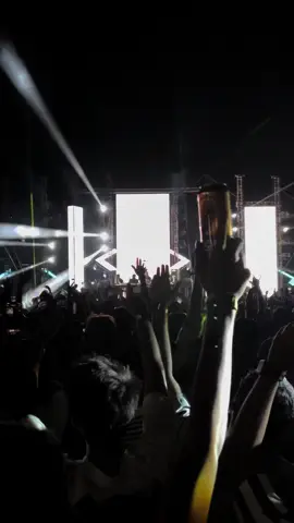 WeAreLost #fypage #fypage #fypage #sunsetvibes🌅 #edm #steriounderground@Sadev Gimhan @Garuka🫂 @Achala_S_D 