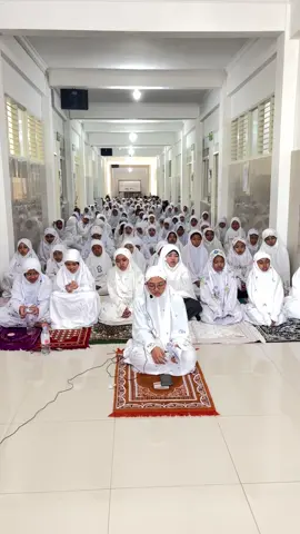 Suasana Dhuha di MTs Madrasatul Qur an, tartilan surah Al Fiil oleh ustadzah Fazaat Nadhifatul Maulida, S.Ag✨ #GaleriMTsMQPutri #MTsMadrasatulQuranTebuireng 