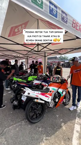 gak dijual tapi kalo mahal dijual😃
