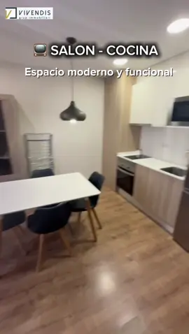 Piso en el corazón de Lleida!! No dudes en ponerte en contacto si te interesa el piso🏠#viviendas #lleida #pisoenalquiler #realstate Está ubicado en una zona tensionada. El propietario es gran tenedor. Indice de precio de 345€ a 532€. En los cinco últimos años alquilado al mismo precio.#lleida #viviendas 
