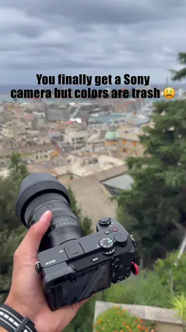 😩 what’s wrong with this thing ?? #sonyalpha #sonya6700 #sigmalens #slog3 #colorgrading 