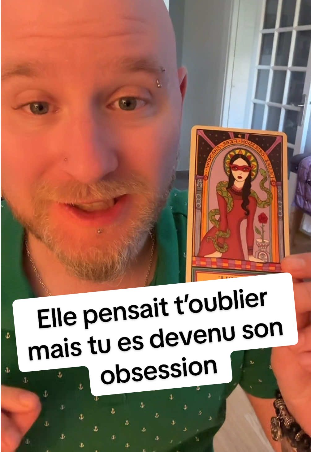 Elle pensait que le temps allait l’éloigner de toi. Mais chaque jour, ton image grandit dans son esprit. Tu es devenu son obsession 💭❤️ #cartomancie #tarotreading #guidance #voyance #triste #sadness #amour 