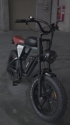🛒🛍️Gli amici europei possono acquistare nel carrello arancione nell'angolo in basso a sinistra😊 La velocità massima è di 24 km/h. Dopo lo sblocco, può raggiungere i 54 km/h e l'autonomia con pedalata assistita arriva fino a oltre 130 km. JANSNO è solo per renderti la vita più comoda. #ebike #ElectricBike #jansno #cycle #fattirebike #fatire #cycling #bikelife #bike #jansnox50 #bicicletaelectrica #mtb #emtb #bicieletrica #véloélectrique ##bicicletaelectrica #jansnox70 #motore250w #bici #bicielettrica #mobilitàelettrica